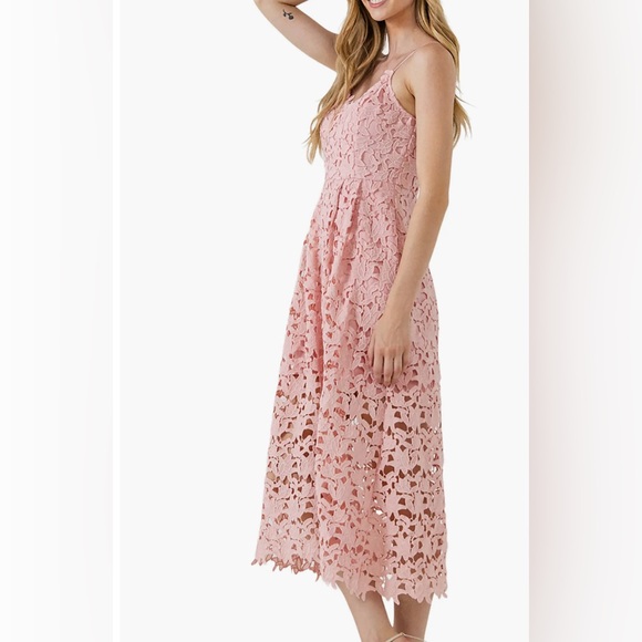 EUC Astr the Label Lace Spaghetti Strap MIDI Dress - Picture 3 of 5